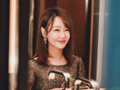 娱乐吃瓜薛佳凝视频大全,笑料百出，欢乐无限